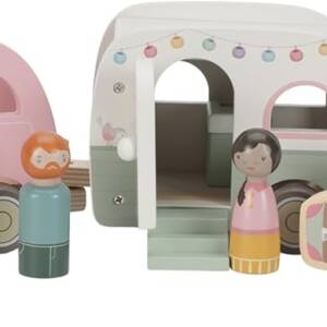 Macchina con caravan