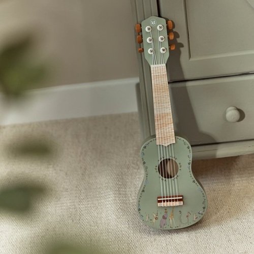 Chitarra in legno verde